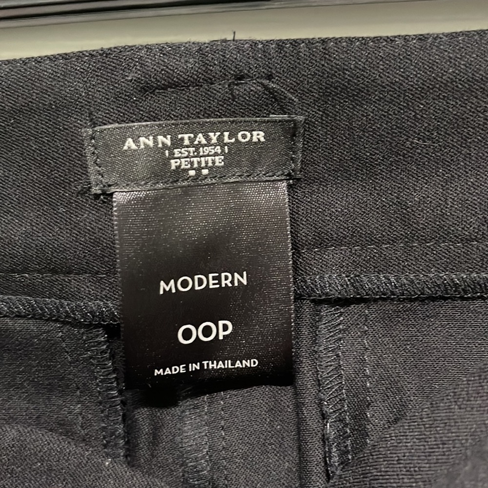 Ann Taylor modern fit black pants - Picture 2 of 3
